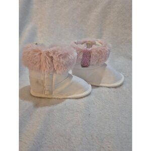 Baby Girls White Faux Fur Booties With Pink Glitter Strap Size 6-9M